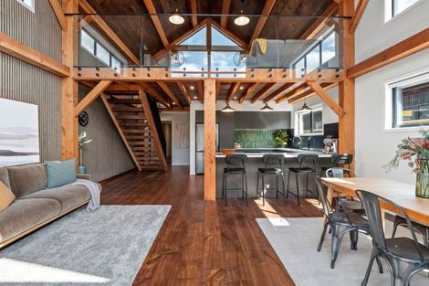 Photo of property in 10 Rushland Road, Jacks Point, 9371