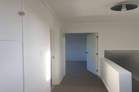 Photo of property in 12 Pohutukawa Place, Ellerslie, Auckland, 1051