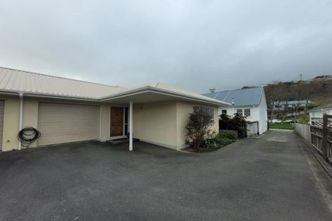 Photo of property in 2/85 Broderick Road, Johnsonville, Wellington, 6037