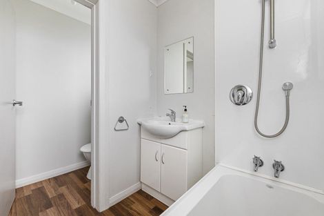 Photo of property in 25 Islington Street, North East Valley, Dunedin, 9010