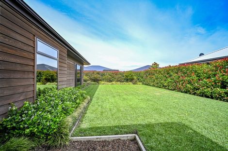 Photo of property in 127 Arataki Road, Havelock North, 4130