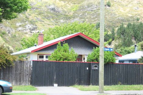 Photo of property in 11 Clark Street, Sumner, Christchurch, 8081