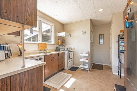 Photo of property in 2 Anakiwa Street, Kelvin Grove, Palmerston North, 4414