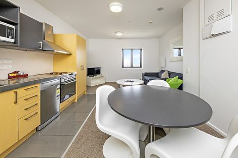 Photo of property in Twin Towers, 512/17 Putney Way, Manukau, Auckland, 2104