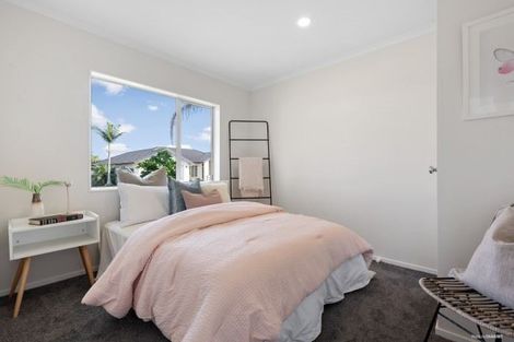 Photo of property in 3 Banshire Close, Flat Bush, Auckland, 2016