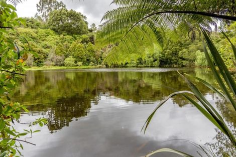 Photo of property in 14 Makahika Road, Levin, 5571