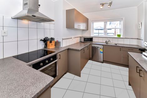 Photo of property in 80 Seddon Street, Pukekohe, 2120