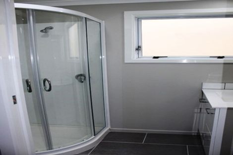 Photo of property in 52 Wesley Street, South Dunedin, Dunedin, 9012