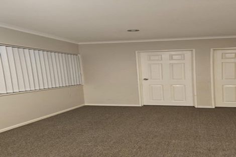 Photo of property in 1 Tavua Lane, Ranui, Auckland, 0612