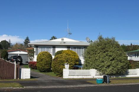 Photo of property in 9 Blomfield Street, Nawton, Hamilton, 3200