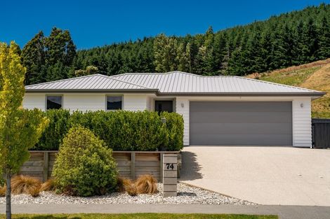 Photo of property in 74 Myles Way, Lower Shotover, Queenstown, 9304