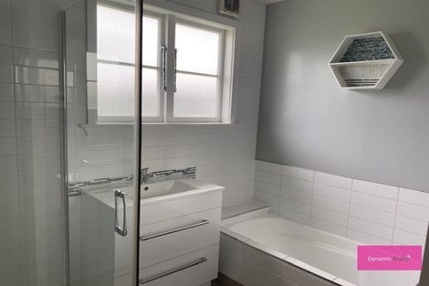 Photo of property in 18 Bideford Place, Dallington, Christchurch, 8061