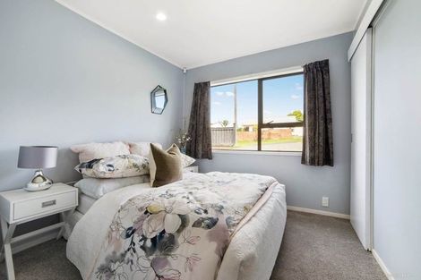 Photo of property in 6 Hiwihau Place, Glenfield, Auckland, 0629