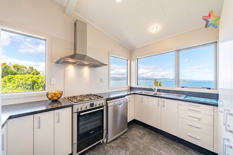 Photo of property in 46 Korokoro Road, Korokoro, Lower Hutt, 5012