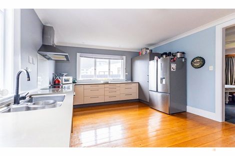 Photo of property in 19 Parsonage Road, Waimate, 7924