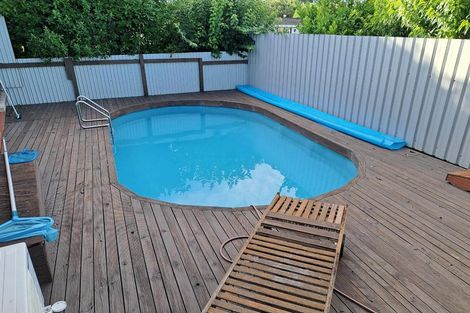 Photo of property in 2 Lansdowne Crescent, Glenview, Hamilton, 3206