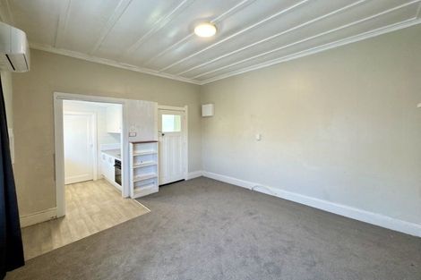 Photo of property in 29 Mcgiffert Street, Palmerston North, 4410