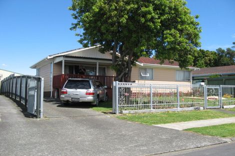 Photo of property in 14 Desford Place, Mangere, Auckland, 2022