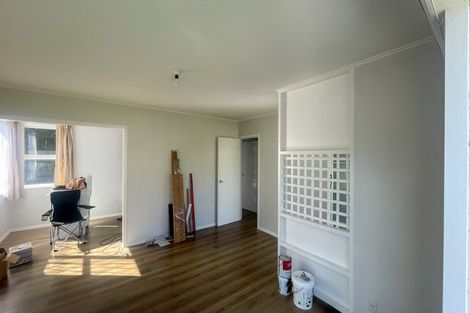 Photo of property in 23 Tomo Street, New Lynn, Auckland, 0600