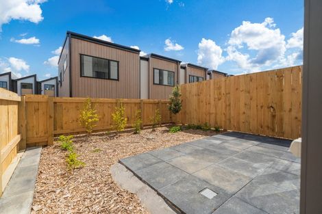 Photo of property in 5 Tokarewa Close, Mount Wellington, Auckland, 1062