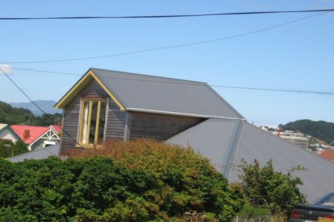 Photo of property in 15 Hargreaves Street, Mount Cook, Wellington, 6021