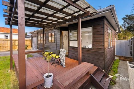 Photo of property in 2/105 Nile Road, Milford, Auckland, 0620