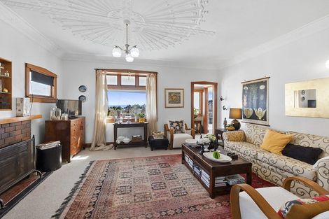 Photo of property in 11 Burns Street, Westown, New Plymouth, 4310