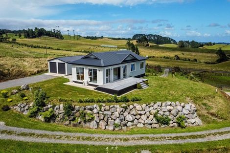 Photo of property in 539 Upper Pitone Road, Pitone, New Plymouth, 4374