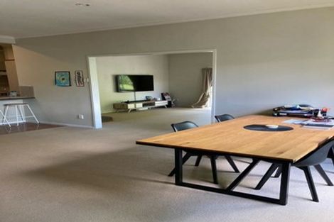 Photo of property in 73 Brookby Road, Brookby, Manurewa, 2576