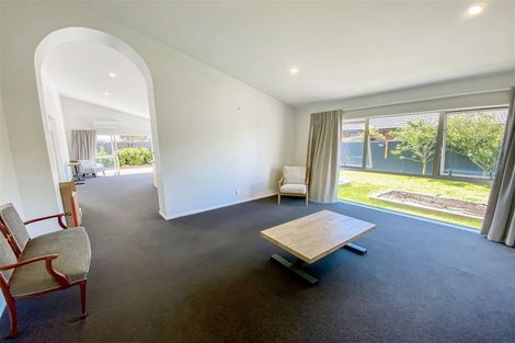 Photo of property in 73 Aston Drive, Waimairi Beach, Christchurch, 8083