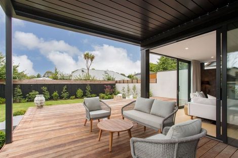 Photo of property in 26 Waiwetu Street, Fendalton, Christchurch, 8052