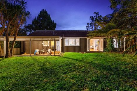 Photo of property in 342 Titirangi Road, Titirangi, Auckland, 0604