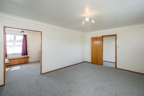 Photo of property in 15 Bledisloe Street, Levin, 5510