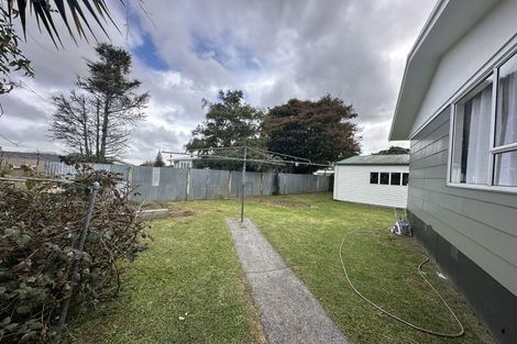 Photo of property in 8 Citril Place, Red Hill, Papakura, 2110