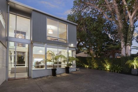 Photo of property in 6a Rewi Street, Torbay, Auckland, 0630