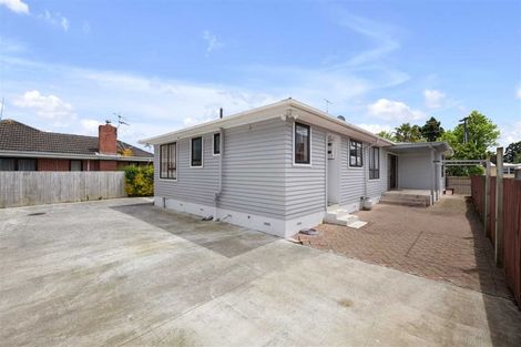 Photo of property in 11 Sunnyside Crescent, Papatoetoe, Auckland, 2025