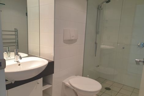 Photo of property in Sanctum Apartment, 10 Ebor Street, Te Aro, Wellington, 6011