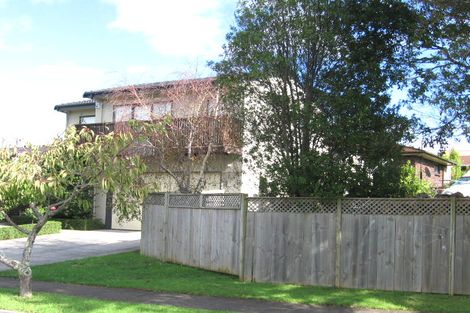 Photo of property in 2 Gardenia Grove, Half Moon Bay, Auckland, 2012