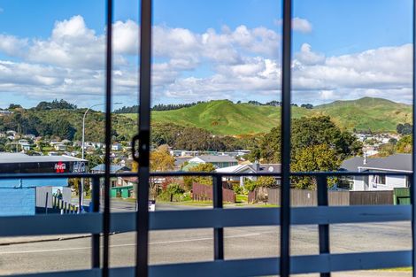 Photo of property in 1 Caduceus Place, Ascot Park, Porirua, 5024