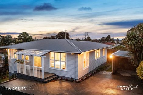 Photo of property in 1/10 Copley Street, New Lynn, Auckland, 0600