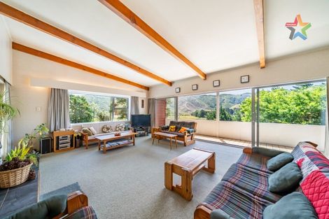 Photo of property in 1119 Coast Road, Wainuiomata Coast, Wainuiomata, 5373