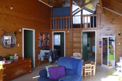 Photo of property in 125 Kenrigg Road West, Kinloch, Taupo, 3377