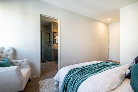 Photo of property in 18 Mina Way, Browns Bay, Auckland, 0630