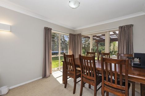 Photo of property in 17 Halcione Close, Flagstaff, Hamilton, 3210