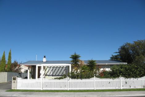 Photo of property in 6 Lucknow Road, Havelock North, 4130