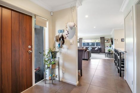 Photo of property in 112a Weraroa Road, Levin, 5510