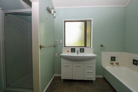 Photo of property in 10 Leeds Place, Solway, Masterton, 5810