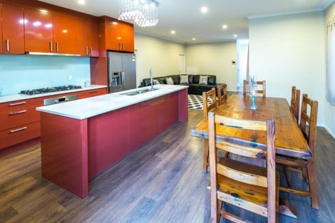 Photo of property in 10 Veneta Close, Flat Bush, Auckland, 2019