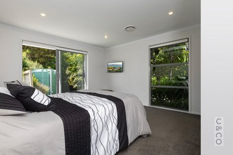 Photo of property in 4 School Road, Riverhead, 0820