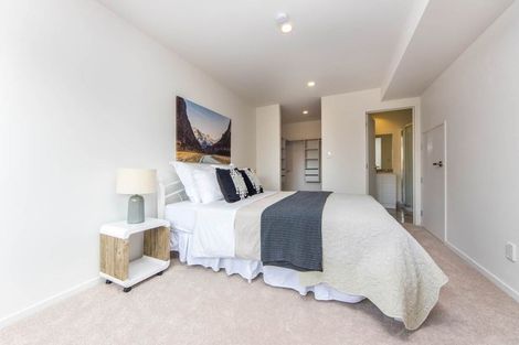 Photo of property in 1d Quincey Place, Massey, Auckland, 0614